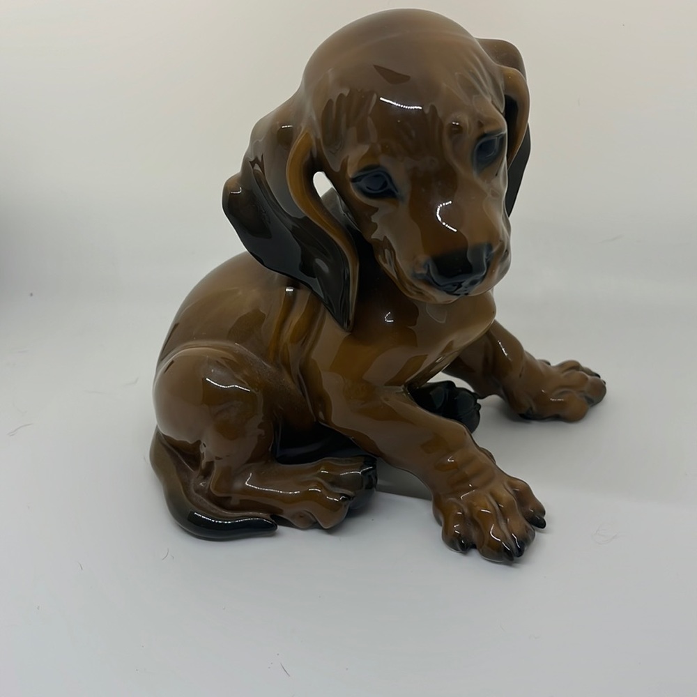 HOME / BY MATERIAL TYPE / PORCELAIN
Rosenthal Dachshund Puppy T. Karner #1247